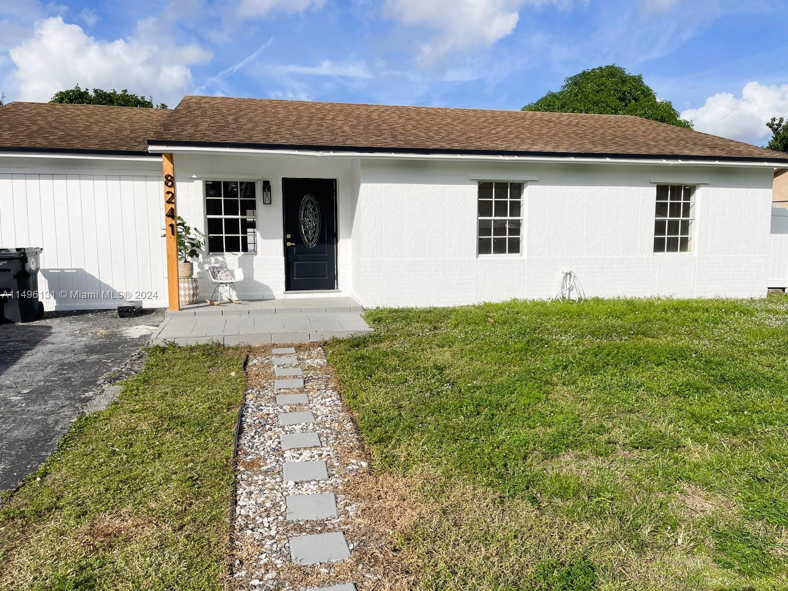 NORTH LAUDERDALE VILLAGE - Residential