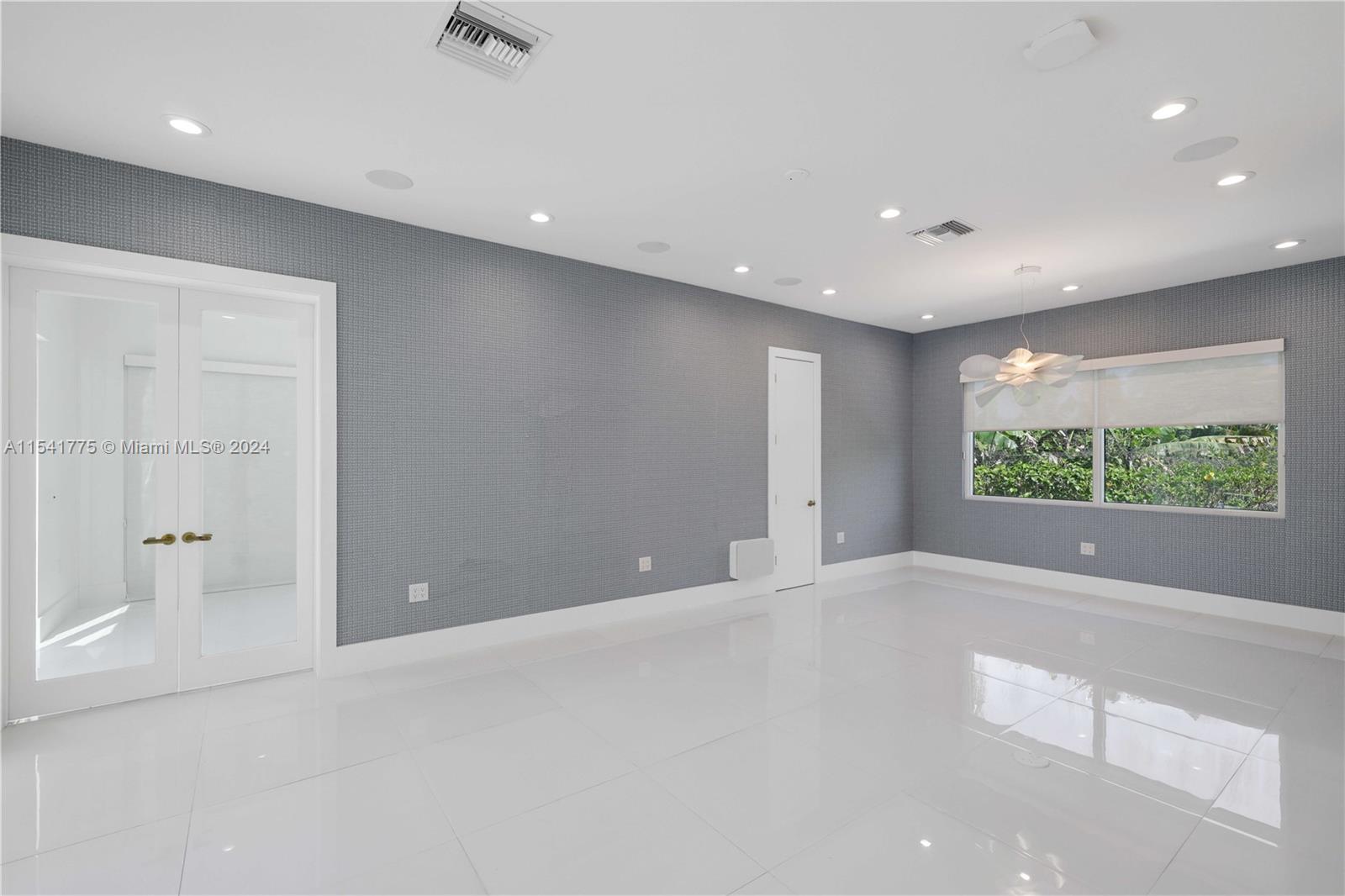 BOCA GROVE PLANTATION - Residential