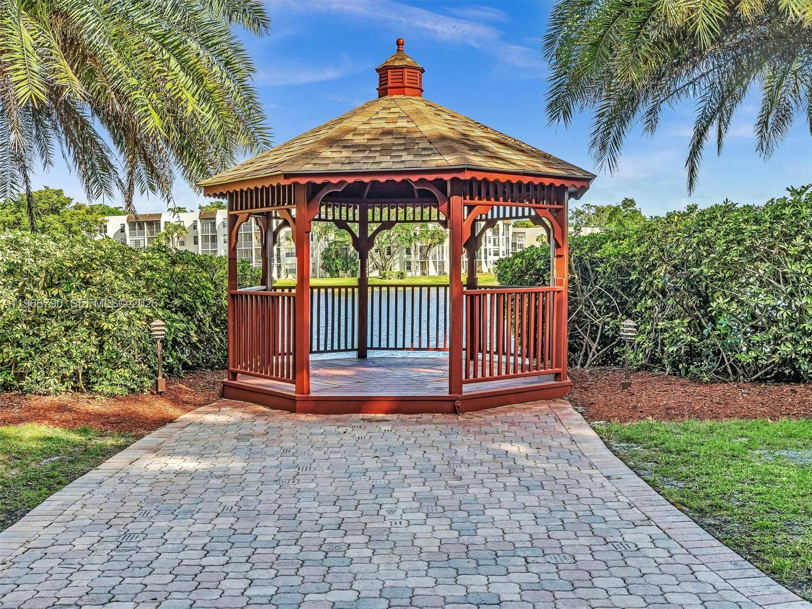 POINCIANA PINE ISLAND - Residential