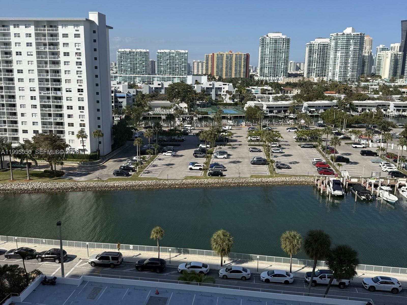 ARLEN HOUSE WEST CONDO - Residential