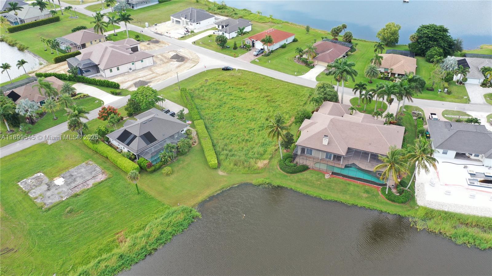 Royal Palm Golf Estates - Land