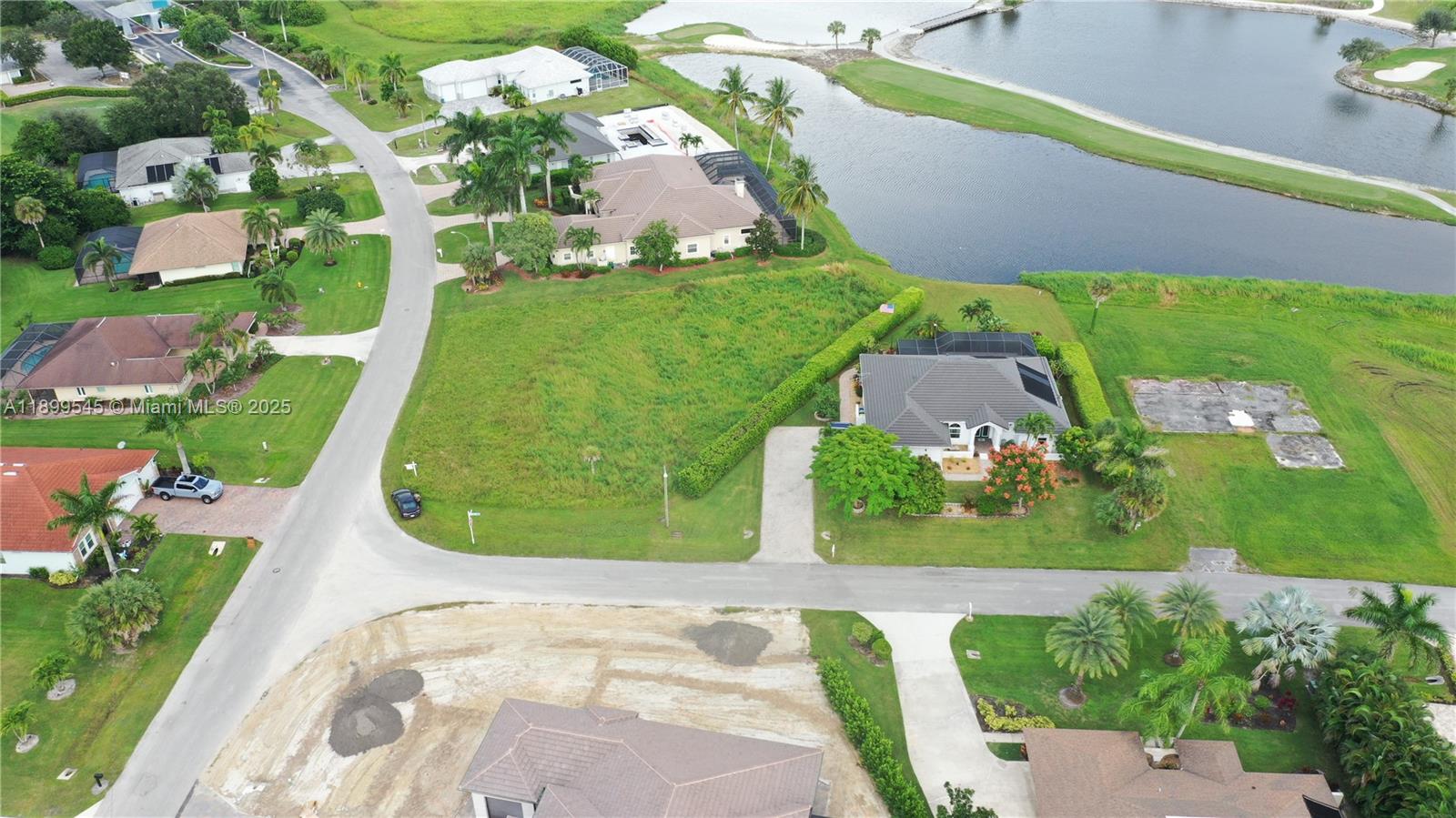 Royal Palm Golf Estates - Land