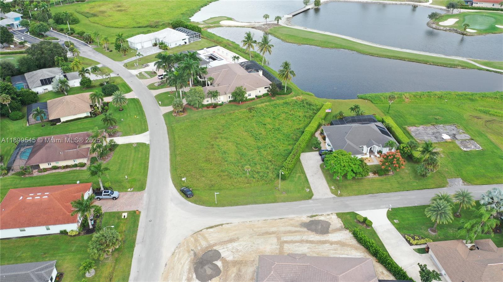 Royal Palm Golf Estates - Land