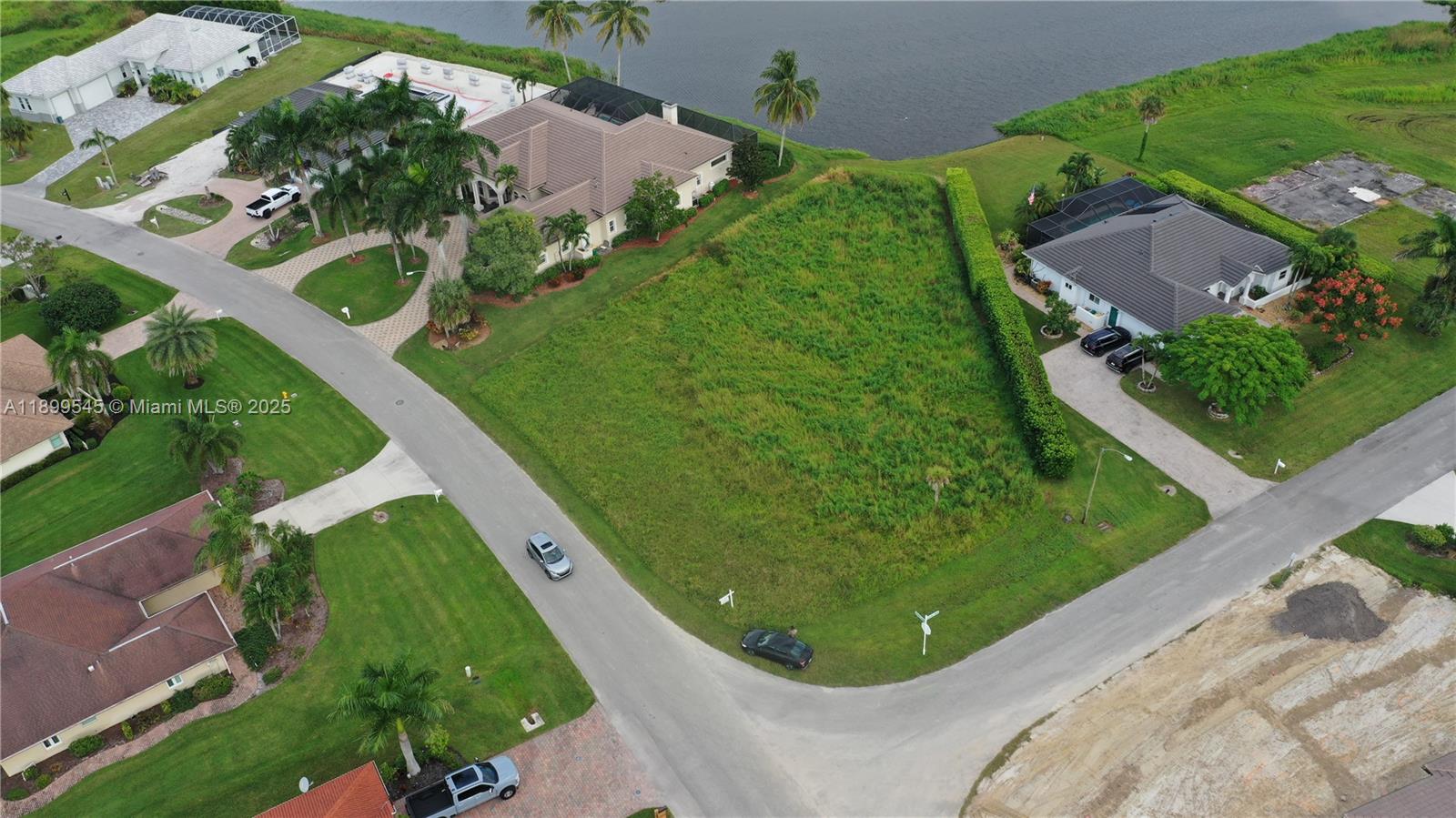 Royal Palm Golf Estates - Land