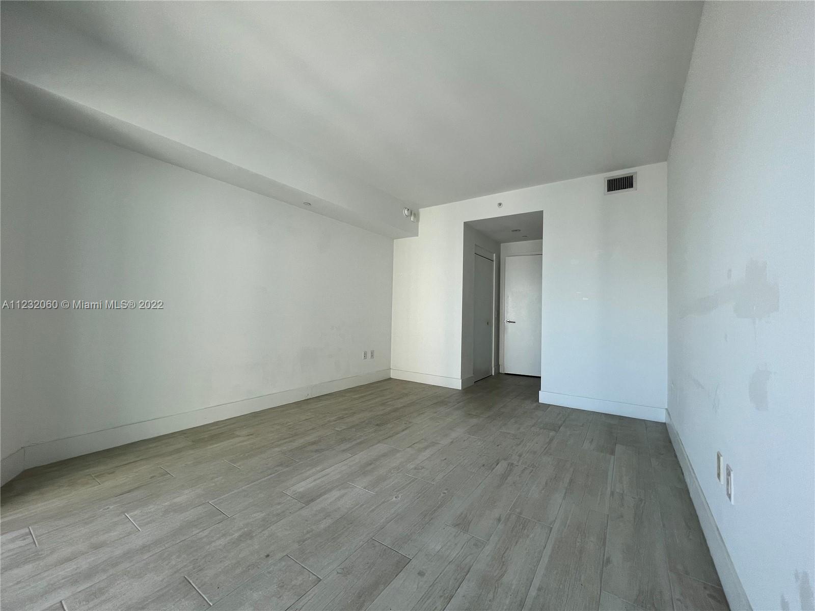 PARAISO BAYVIEWS CONDO - Residential Lease