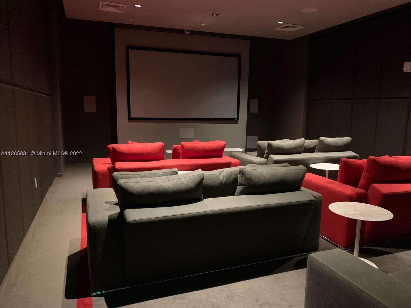 1100 MILLECENTO RESIDENCE - Residential Lease
