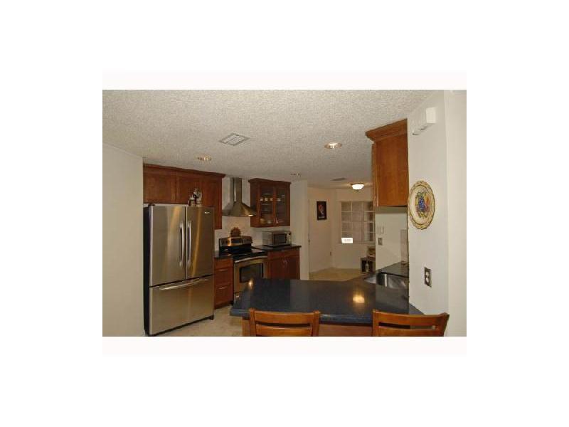 BREEZY MANOR AMENDED 31-4 - Residential Lease