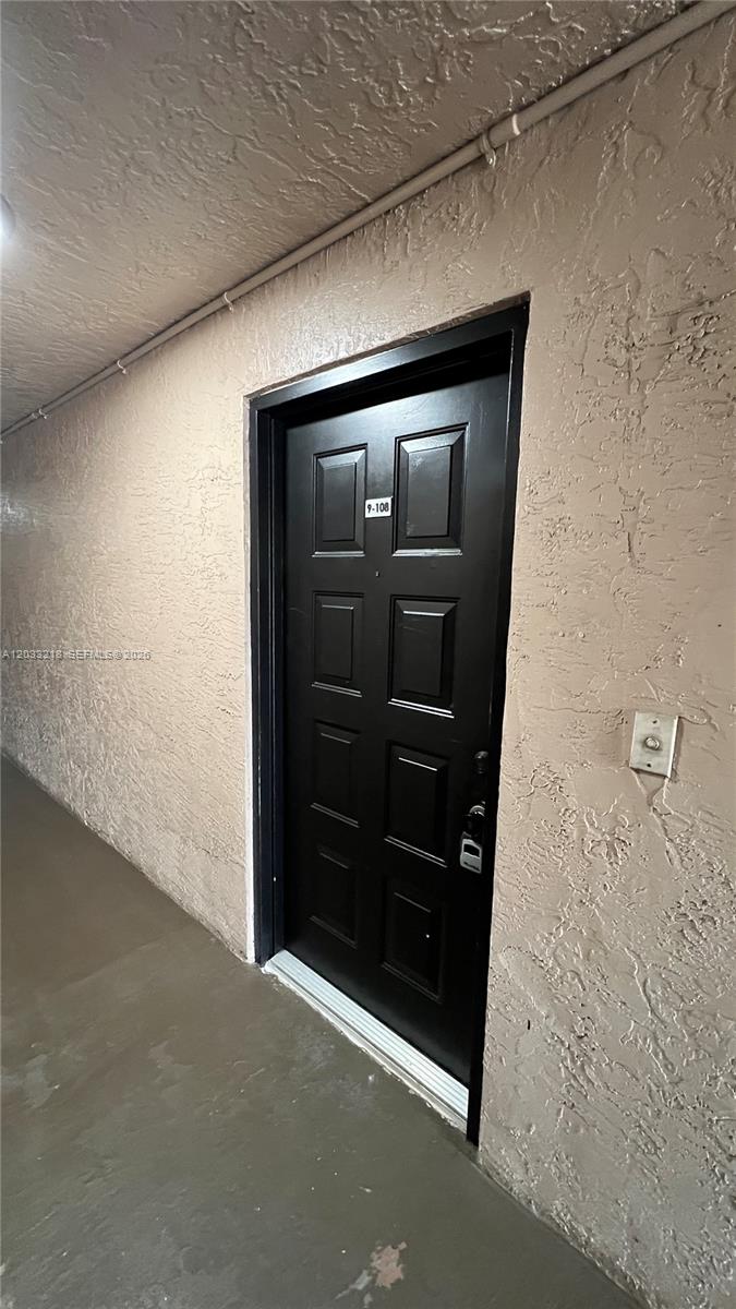 EDGEWATER CONDO - Residential Lease