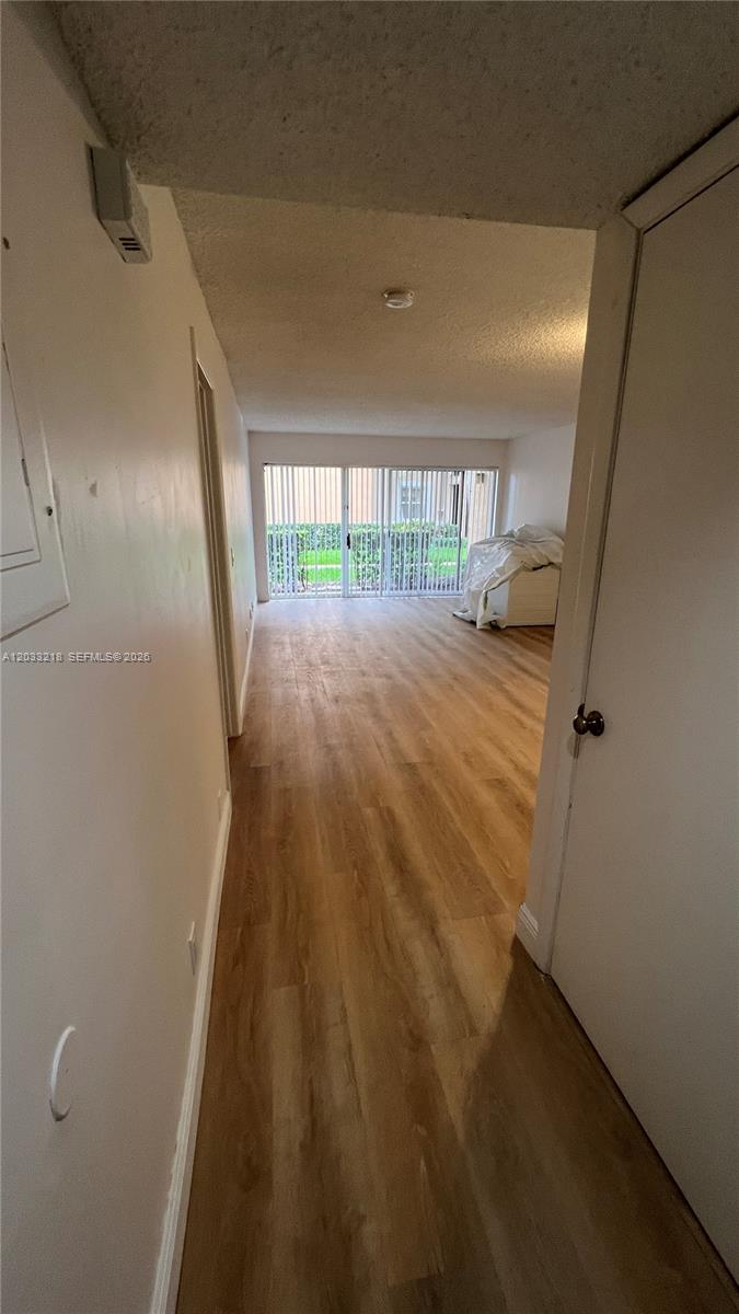 EDGEWATER CONDO - Residential Lease