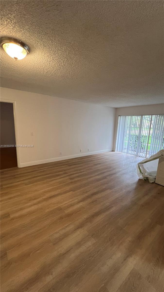 EDGEWATER CONDO - Residential Lease