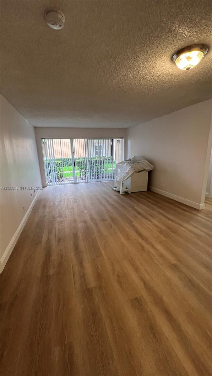 EDGEWATER CONDO - Residential Lease