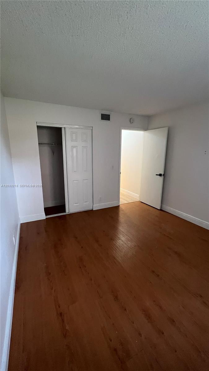 EDGEWATER CONDO - Residential Lease
