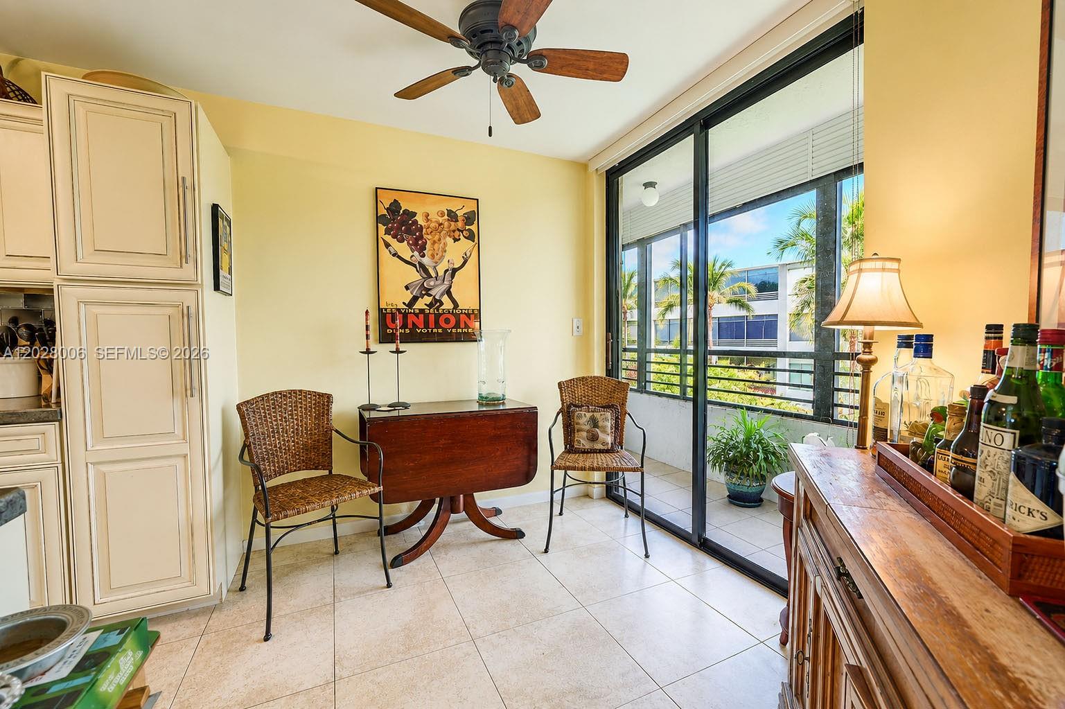 SHERIDAN BY THE BEACH CON - Residential
