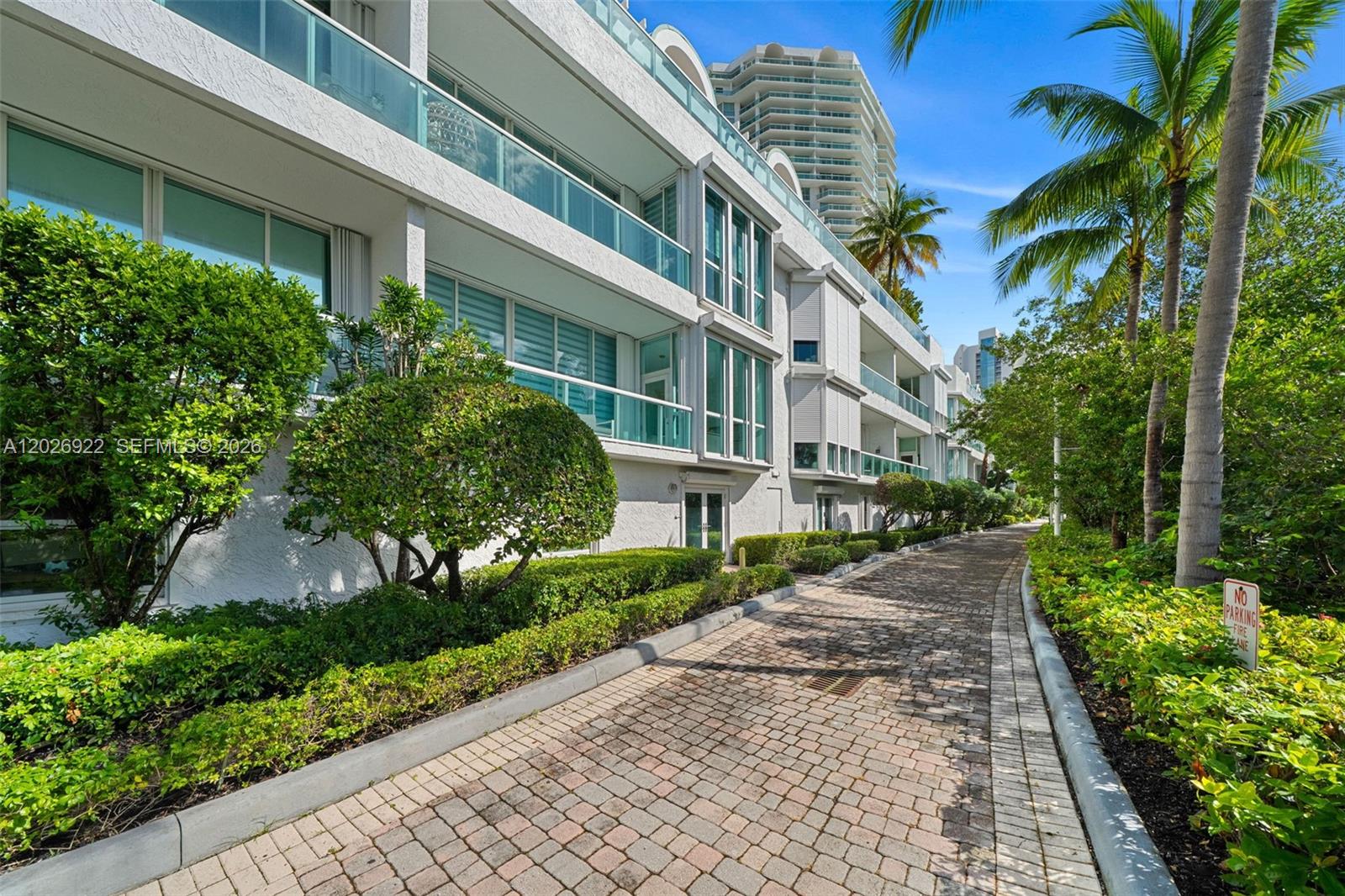 OCEANIA V CONDO - Residential