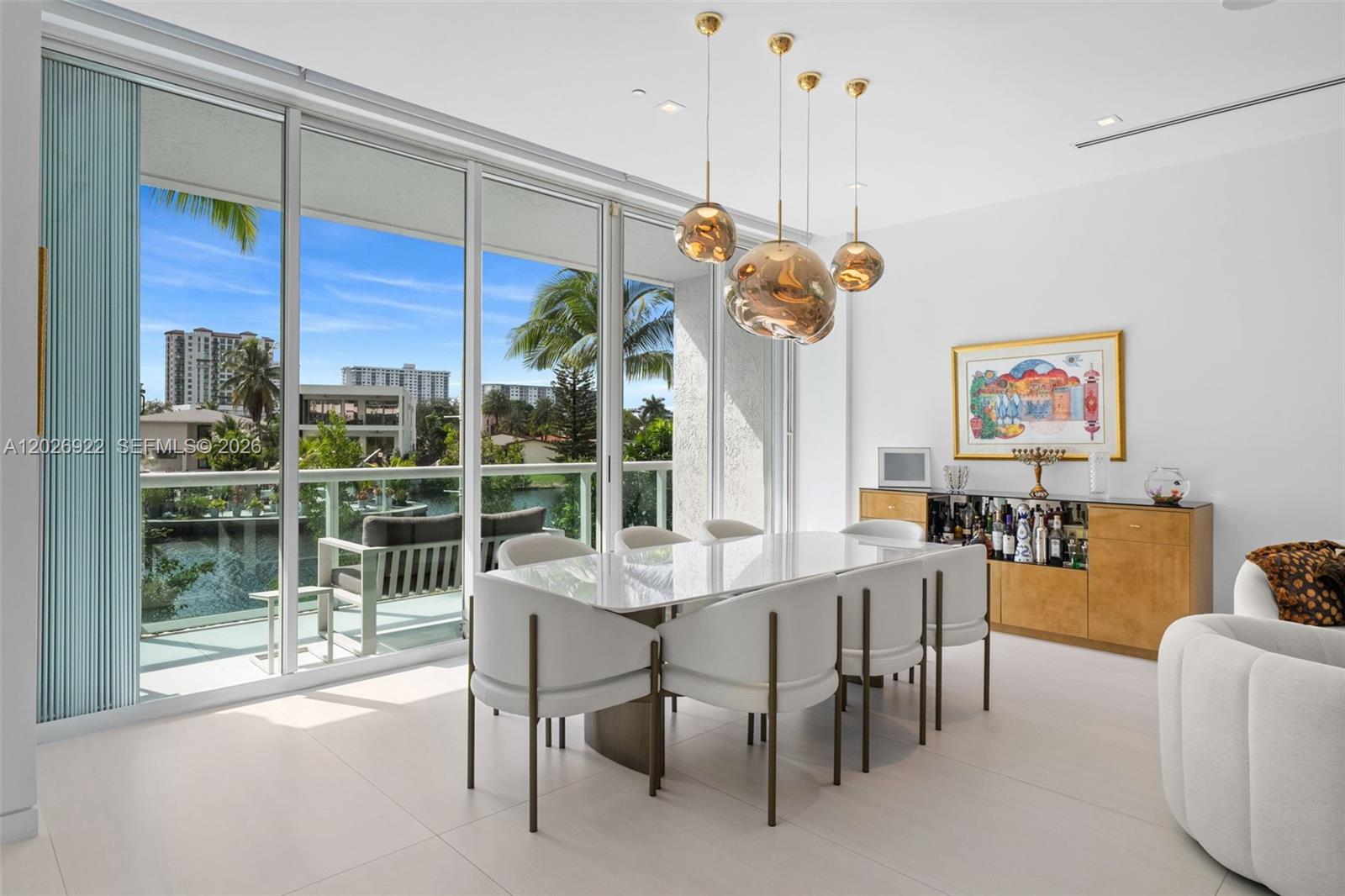 OCEANIA V CONDO - Residential