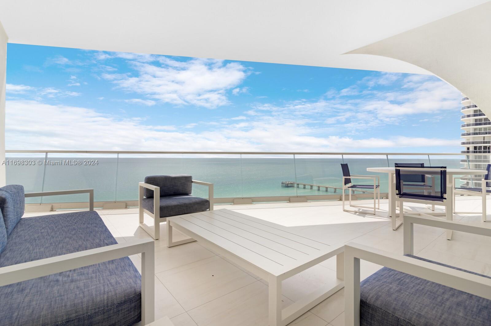 JADE SIGNATURE CONDO - Residential