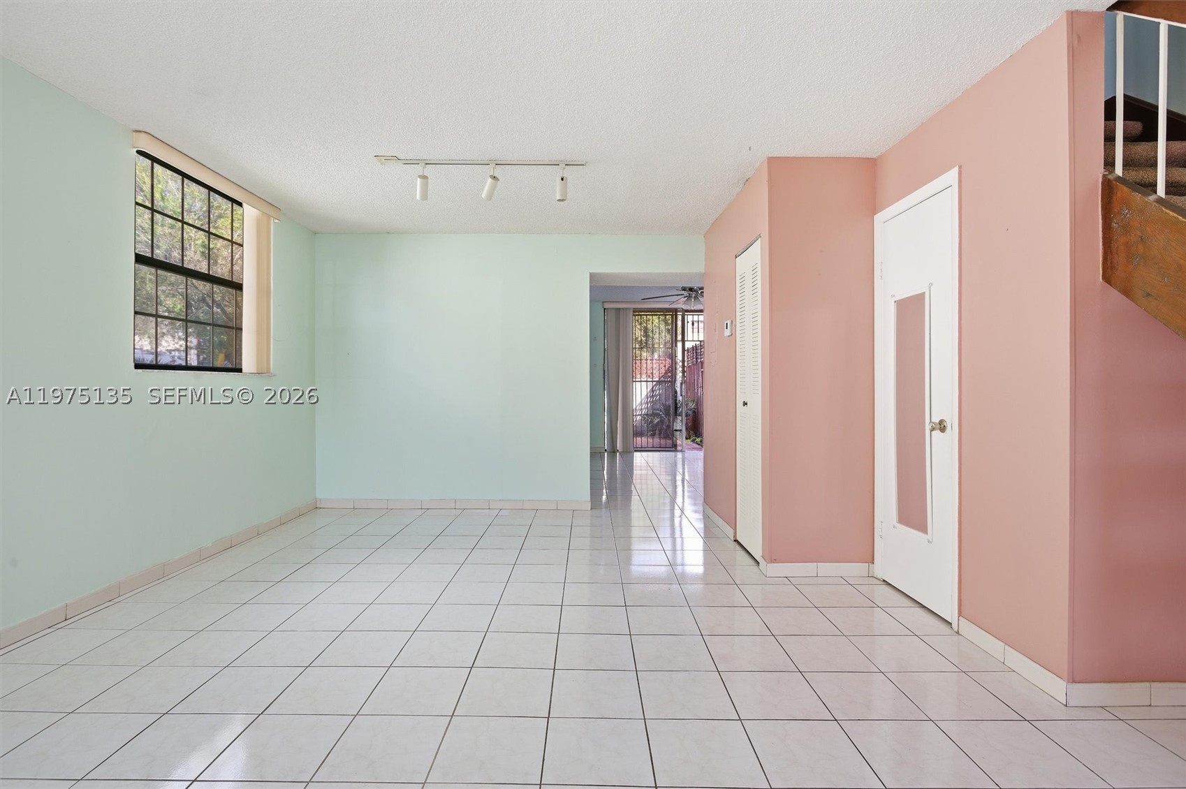 NEW PASEOS CASTELLANOS CO - Residential