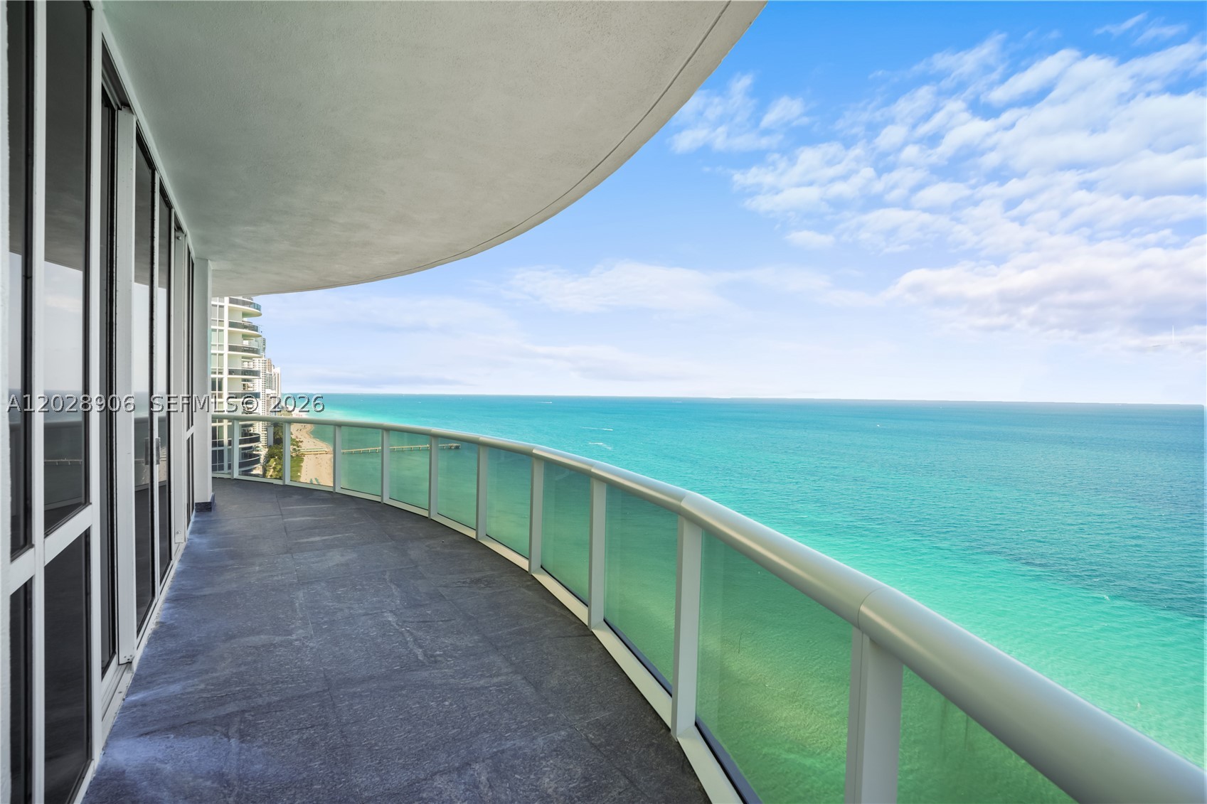 TDR TOWER III CONDO - Residential