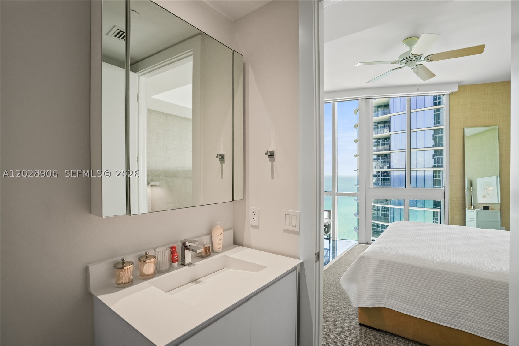 TDR TOWER III CONDO - Residential