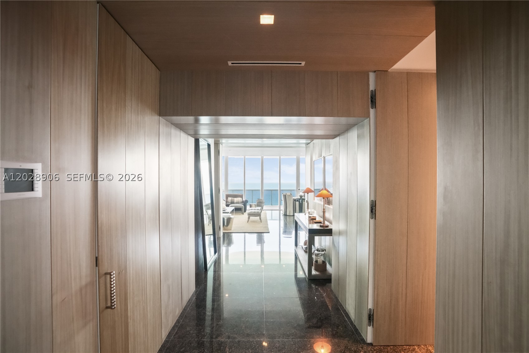 TDR TOWER III CONDO - Residential