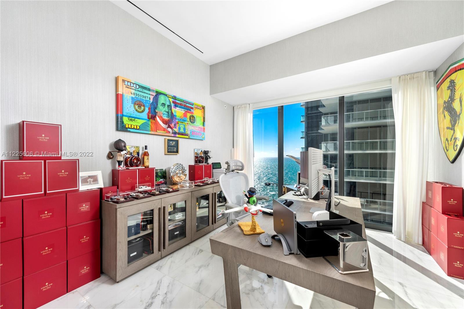 MUSE CONDO - Residential