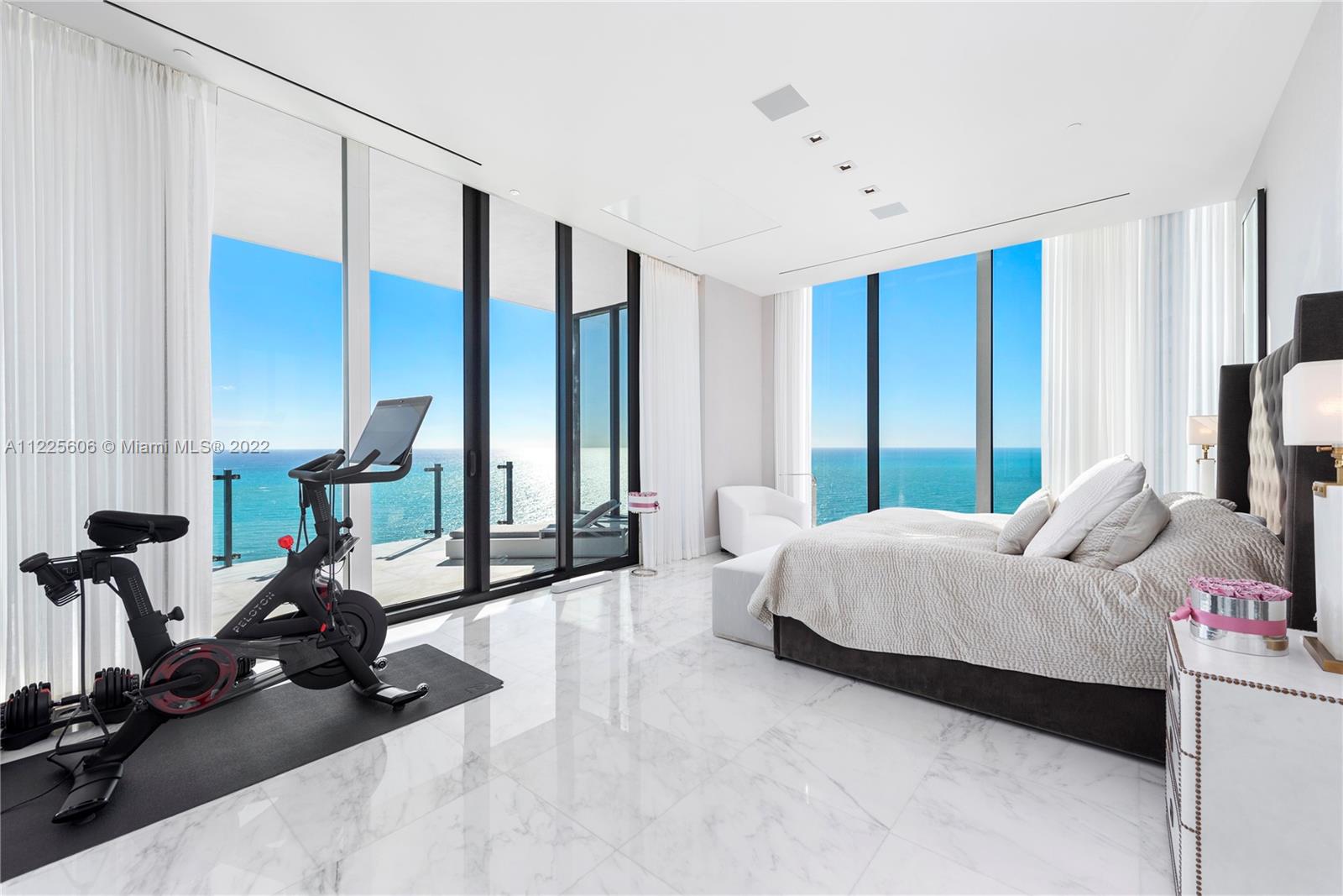 MUSE CONDO - Residential