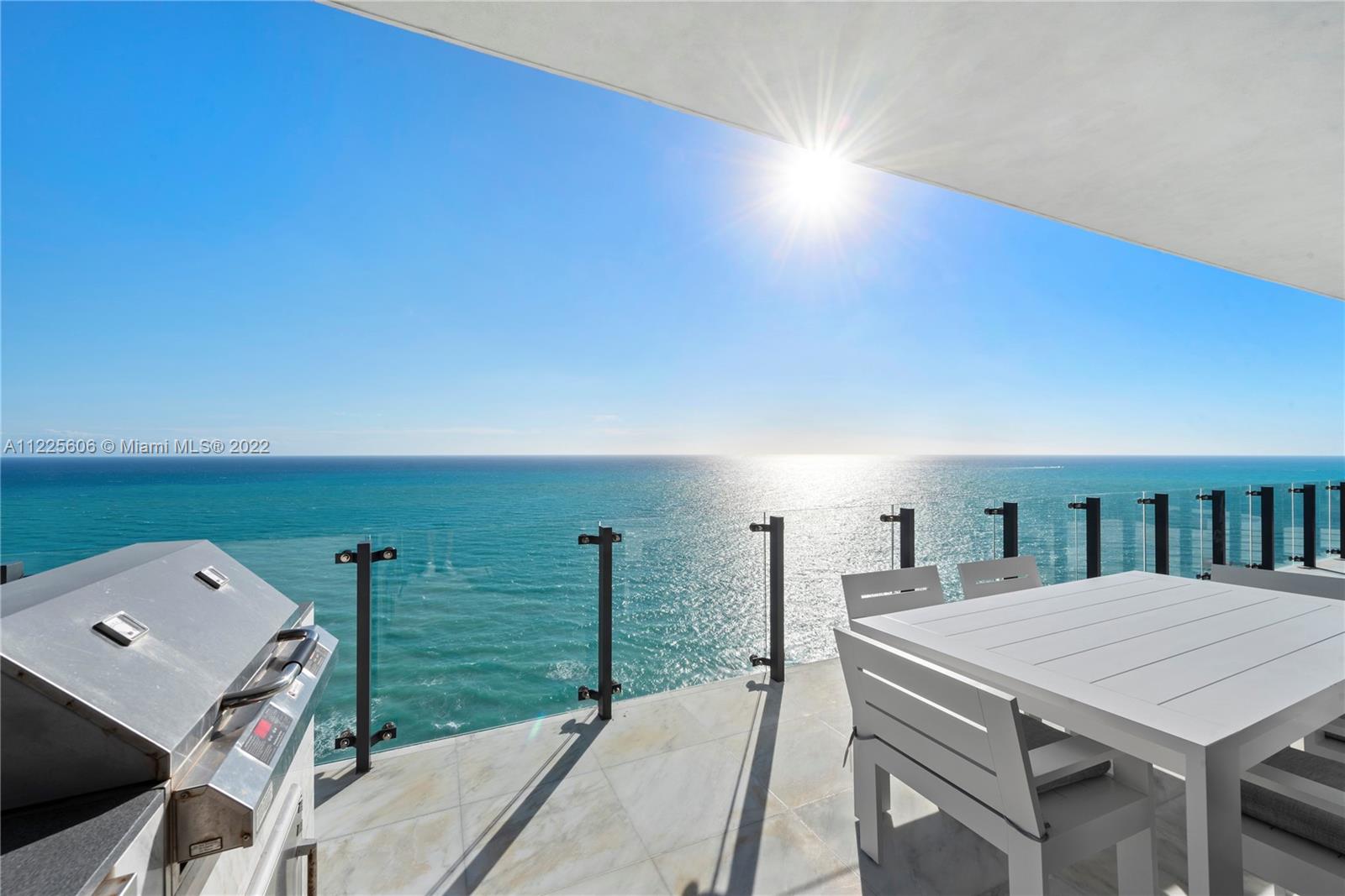 MUSE CONDO - Residential