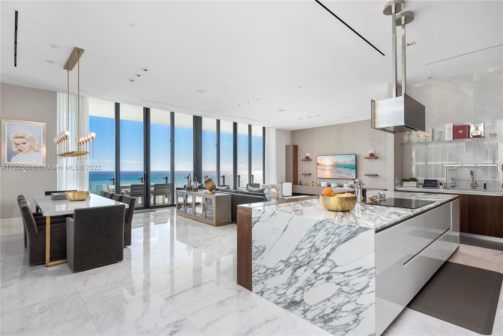 MUSE CONDO - Residential