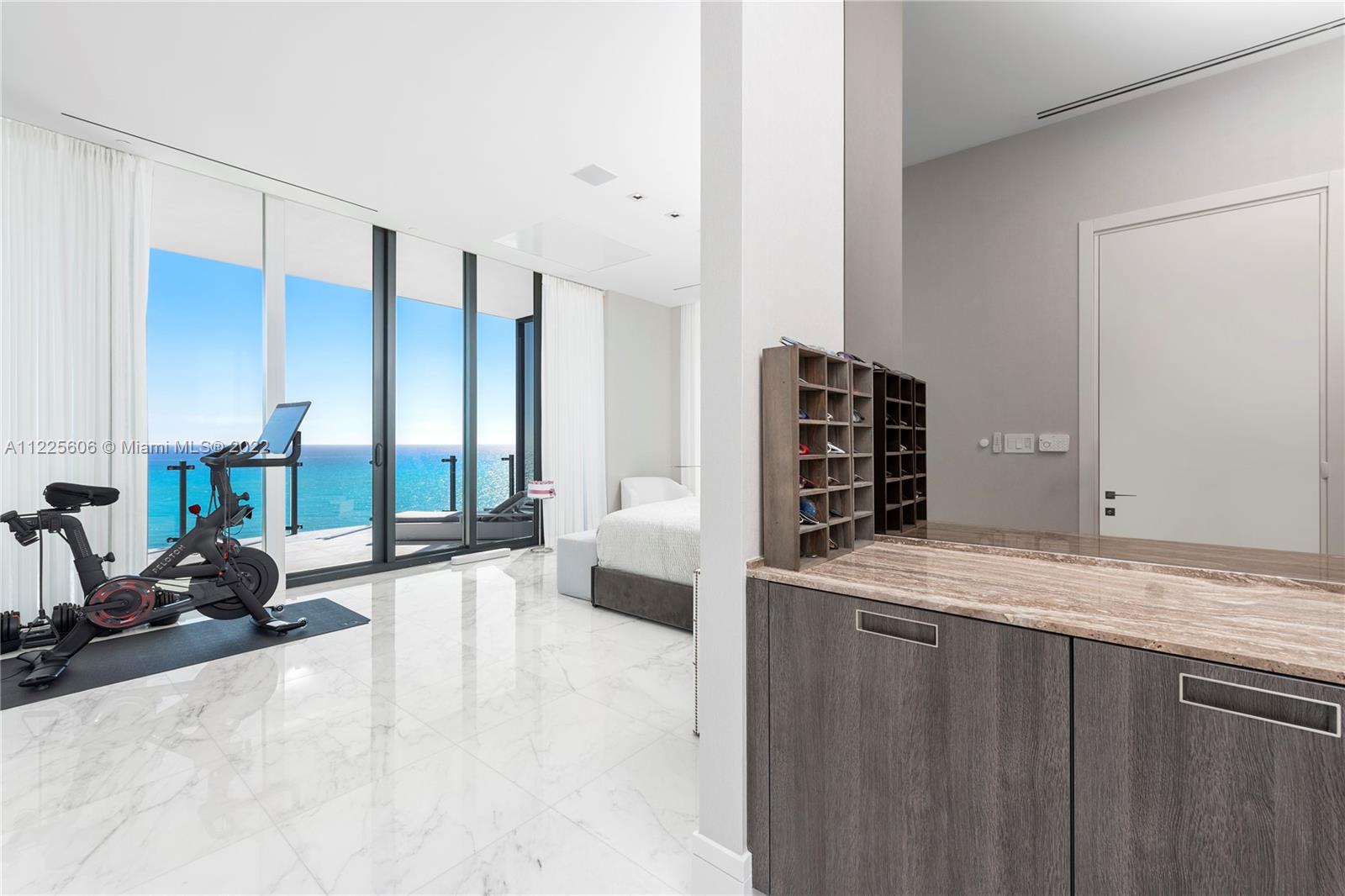 MUSE CONDO - Residential