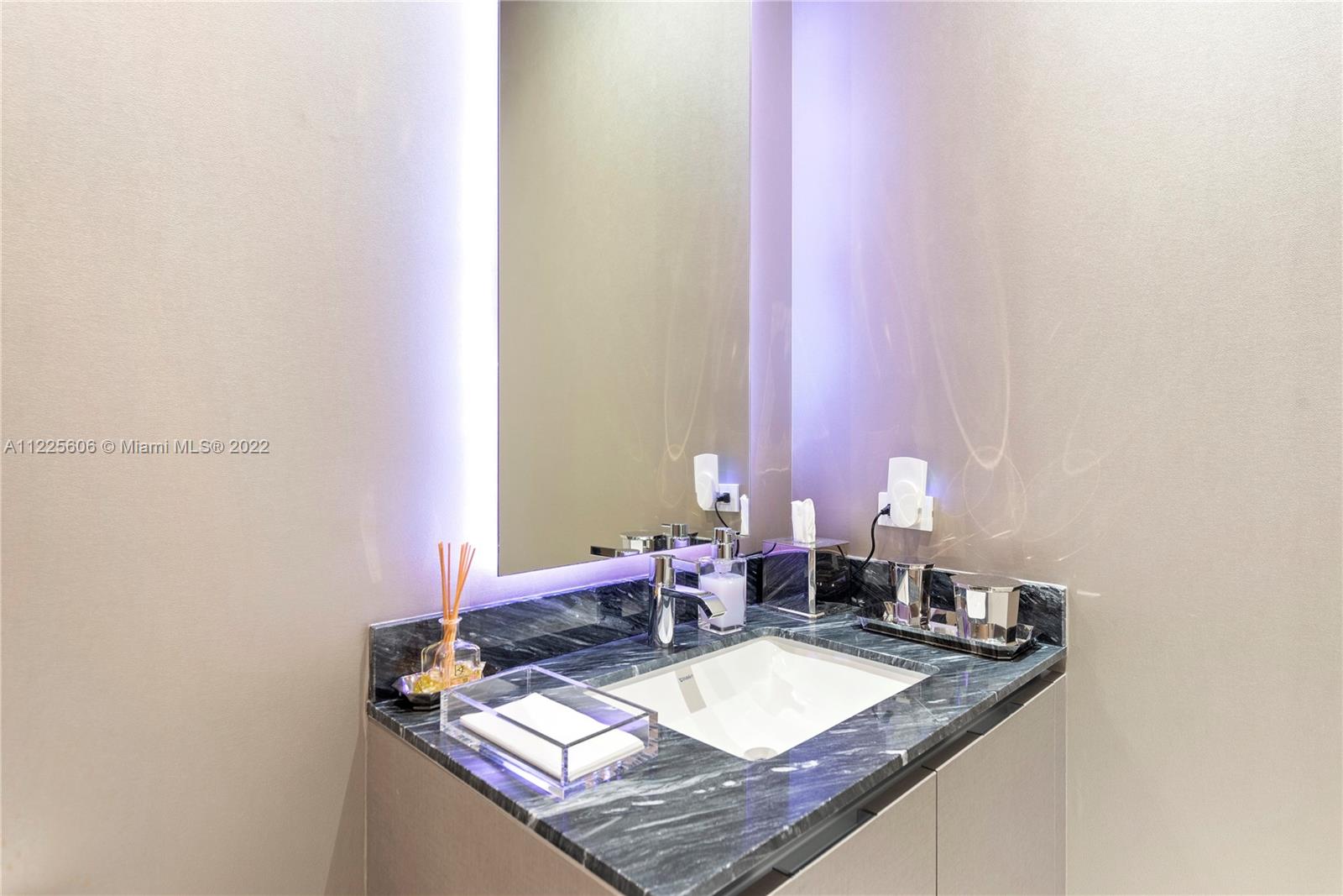 MUSE CONDO - Residential