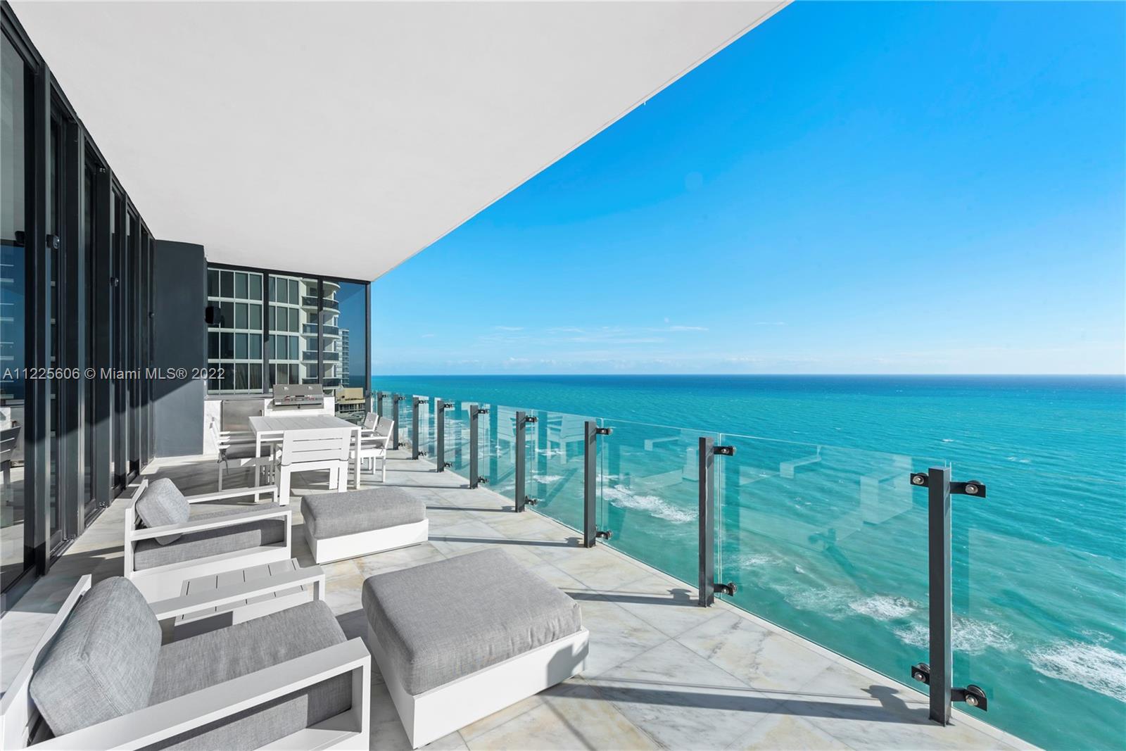 MUSE CONDO - Residential