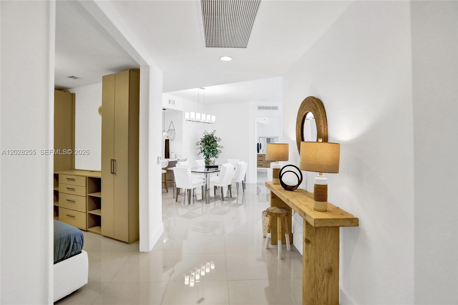 TDR TOWER II CONDO - Residential
