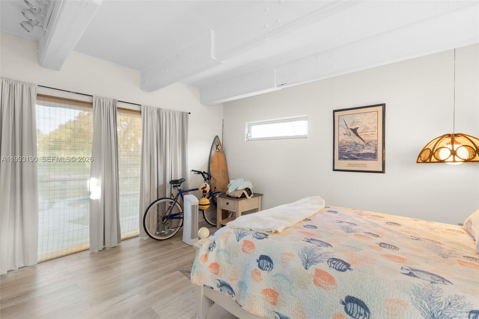 TWIN OAKS - Residential
