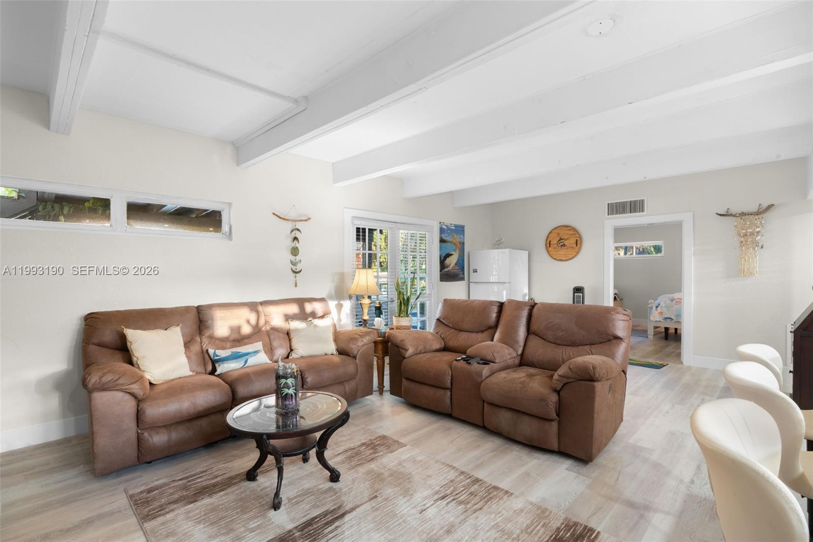 TWIN OAKS - Residential