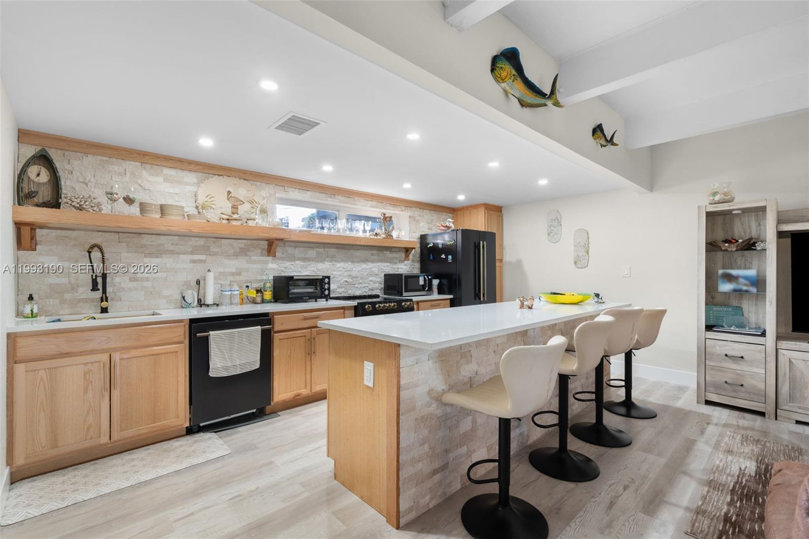 TWIN OAKS - Residential