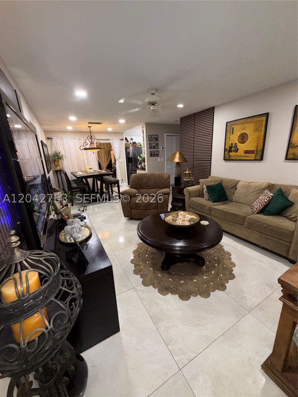 CRYSTAL LAKE CONDO 4100 - Residential