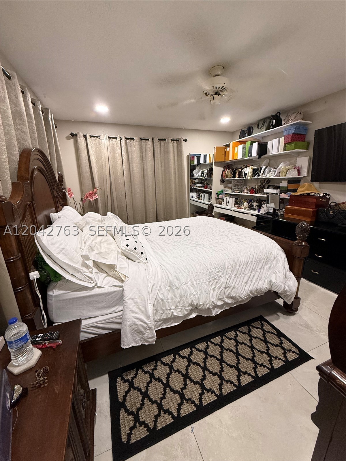 CRYSTAL LAKE CONDO 4100 - Residential