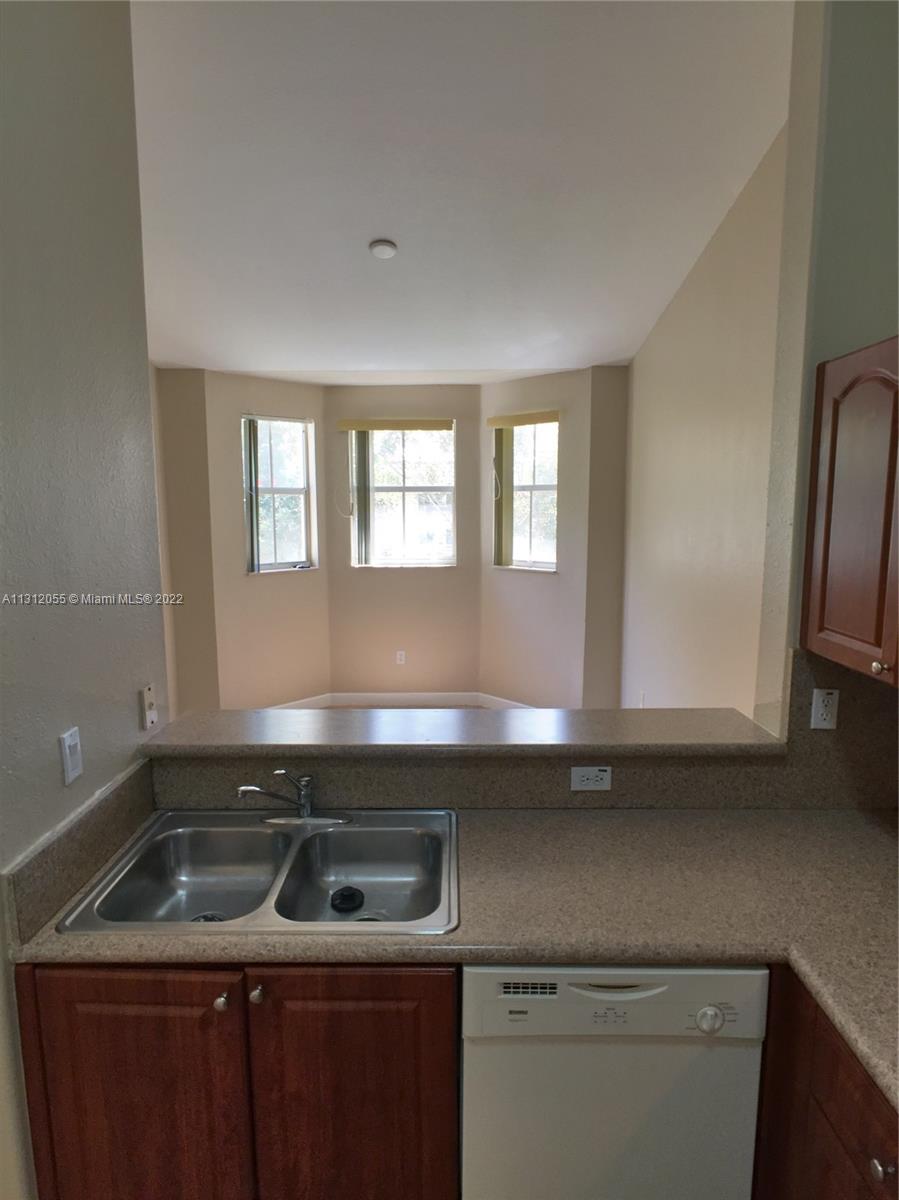 SHOMA CONDO AT KEYS COVE - Residential Lease