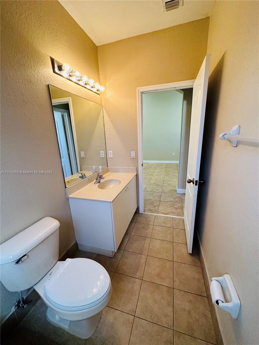 SHOMA CONDO AT KEYS COVE - Residential Lease