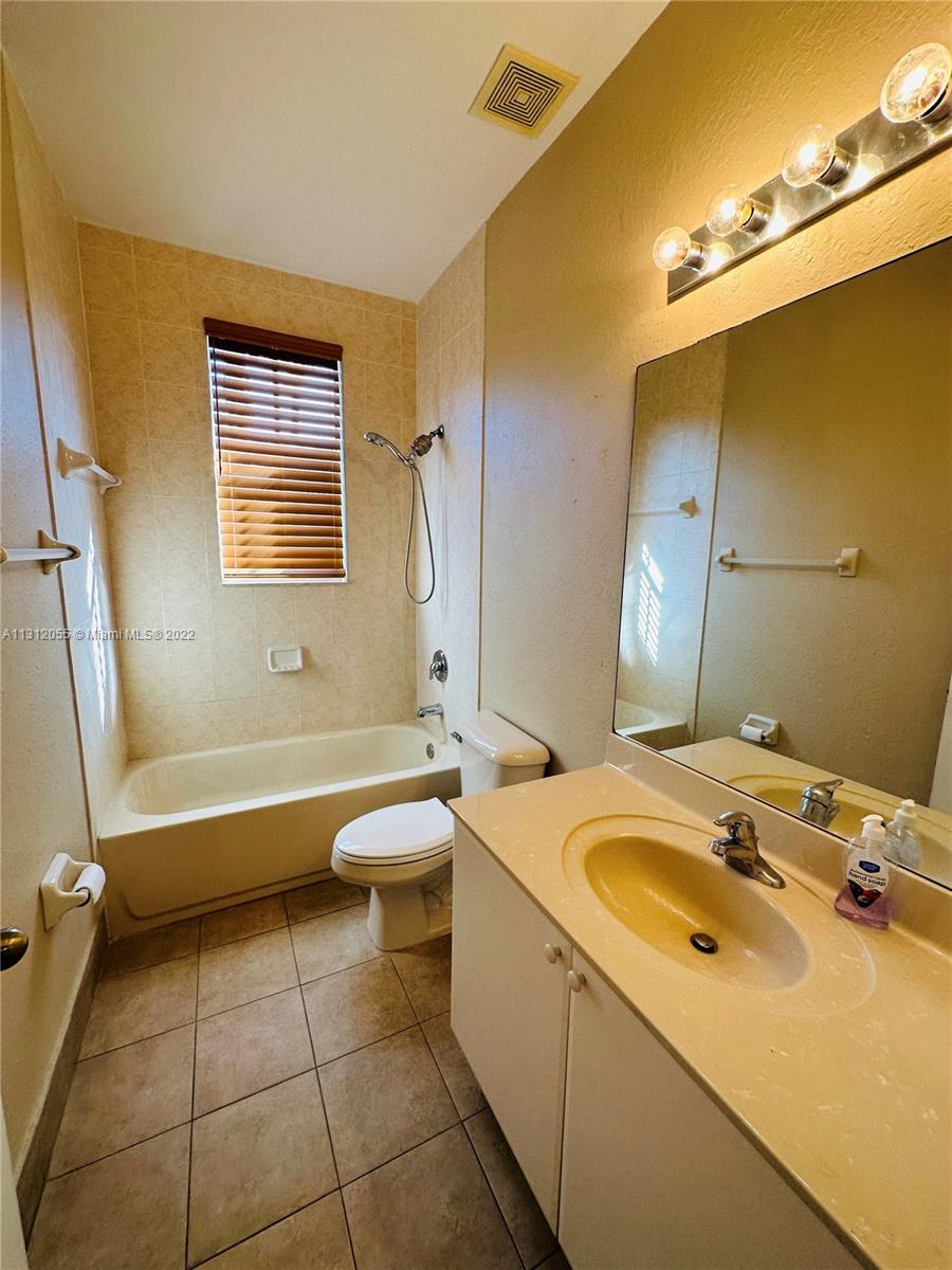 SHOMA CONDO AT KEYS COVE - Residential Lease