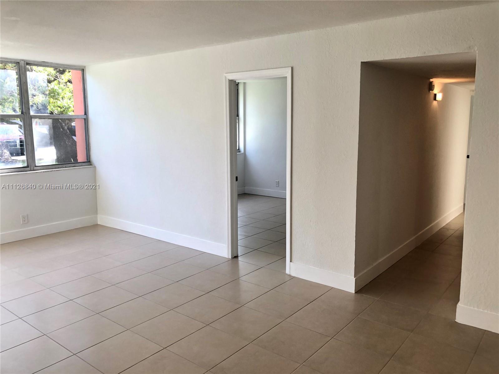 DADELAND PLACE CONDO - Residential