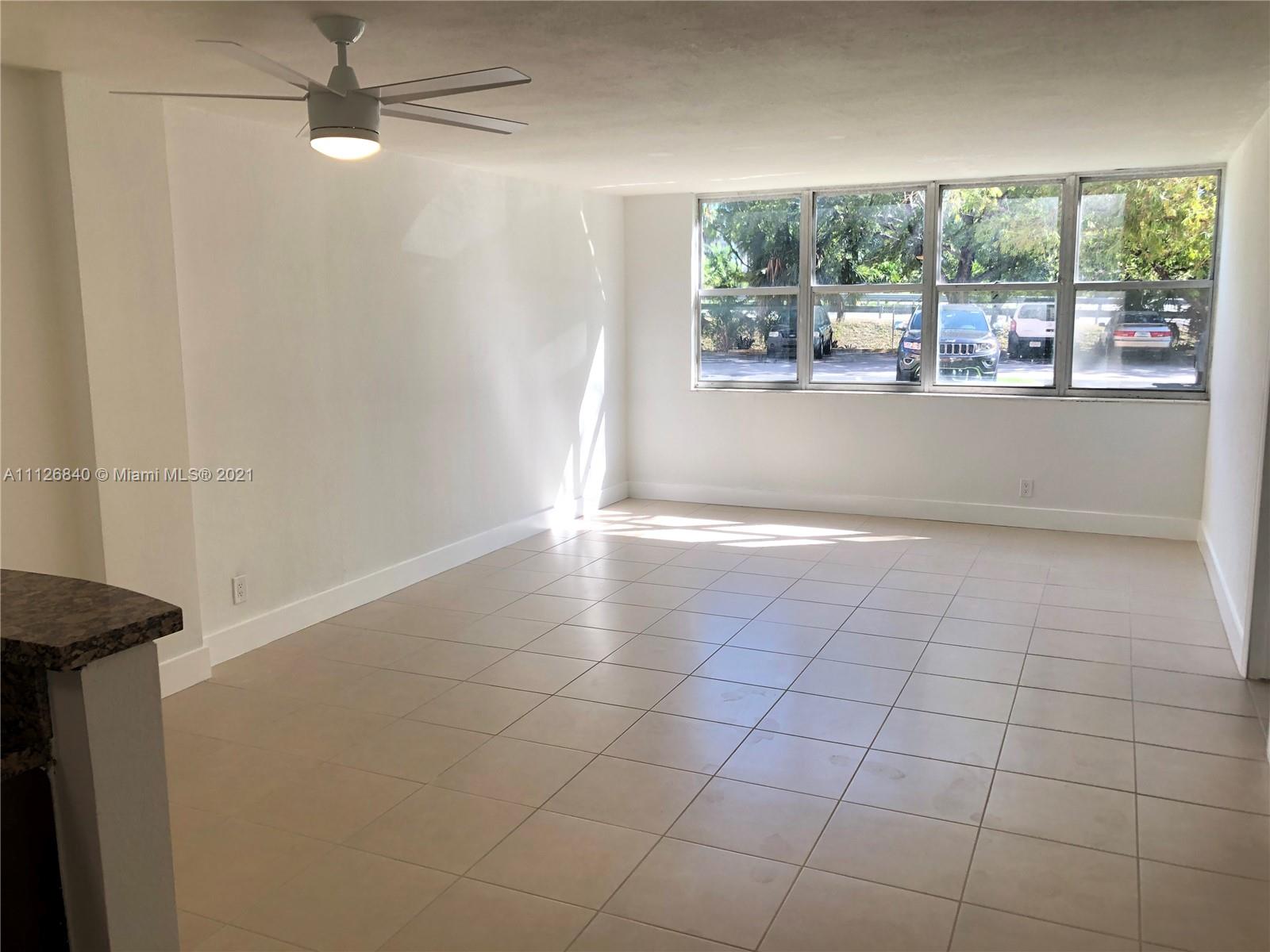 DADELAND PLACE CONDO - Residential