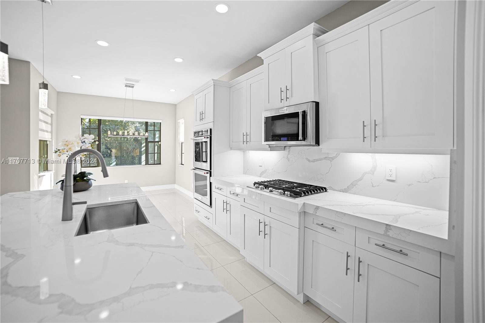 WATERCREST-42 ACRES - Residential