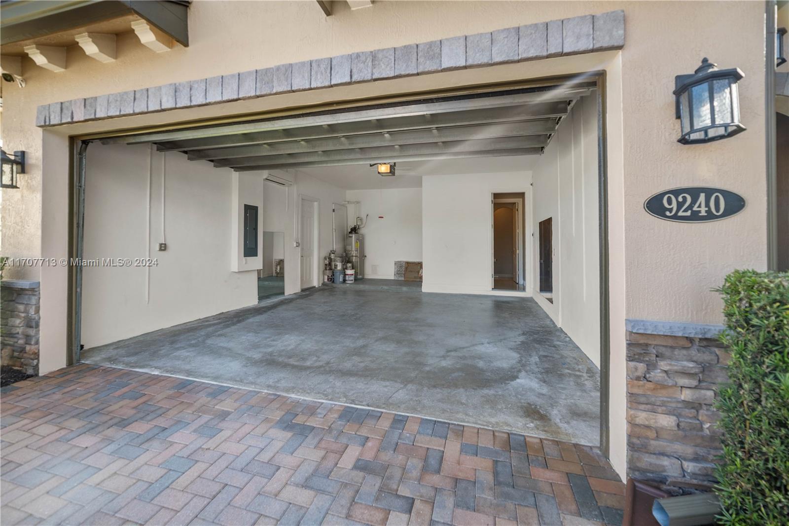 WATERCREST-42 ACRES - Residential