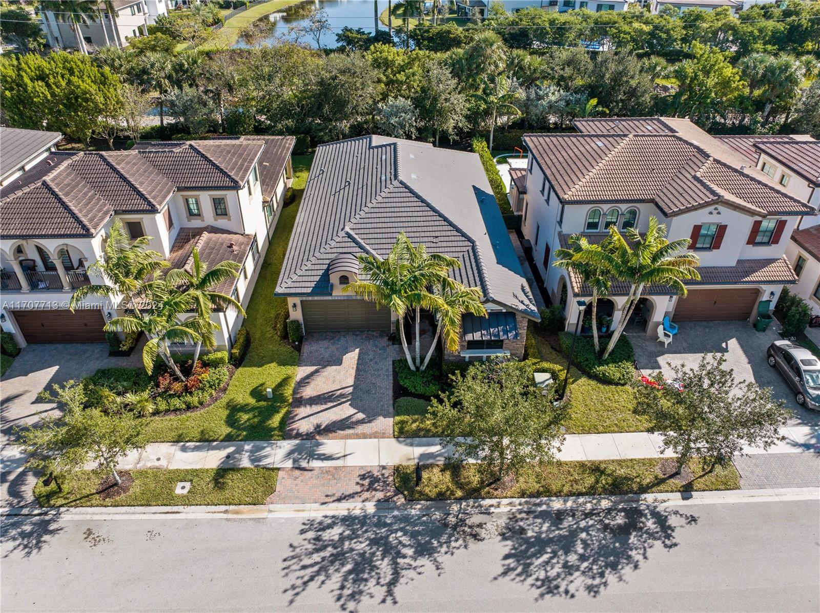 WATERCREST-42 ACRES - Residential