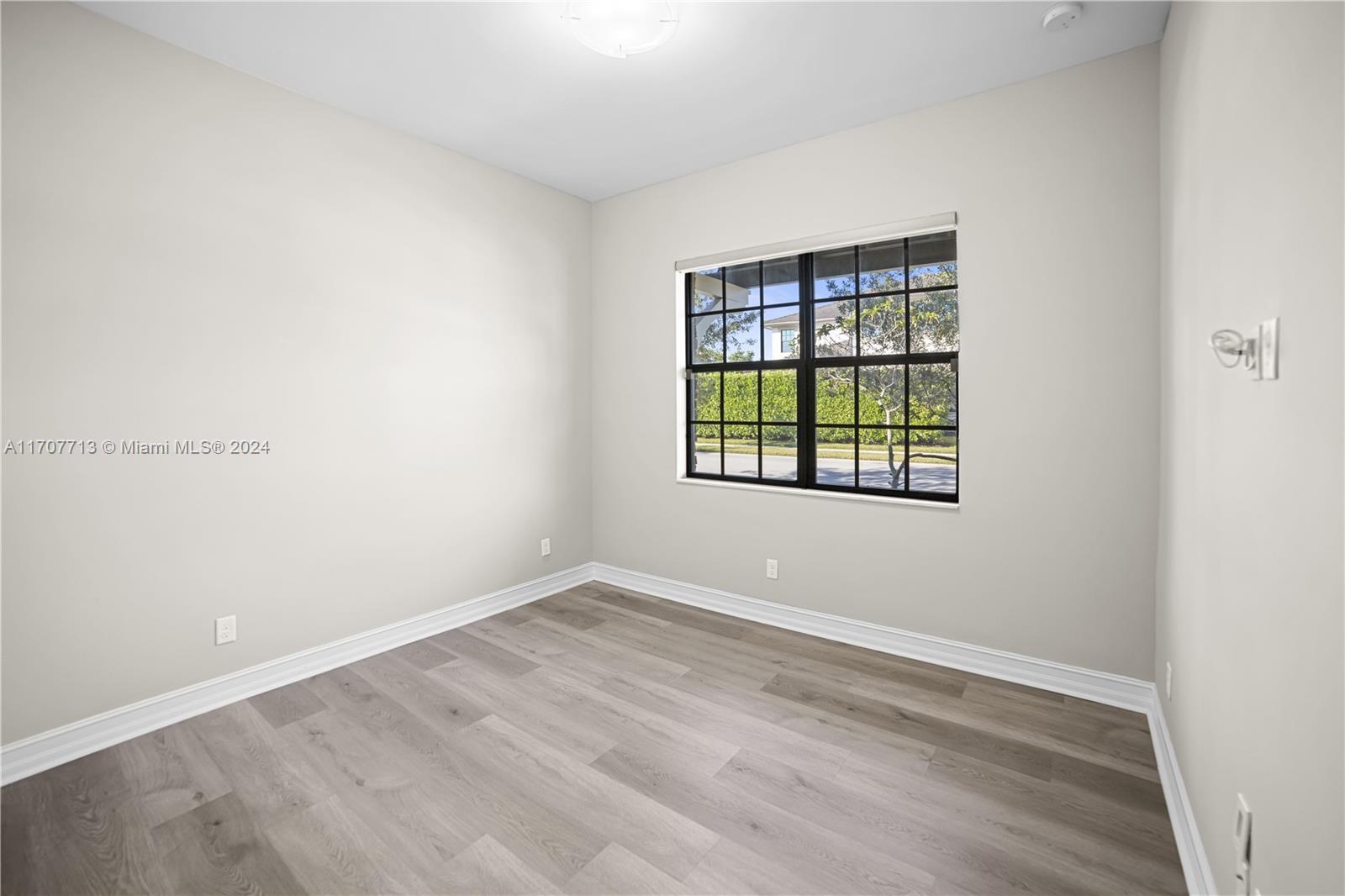 WATERCREST-42 ACRES - Residential