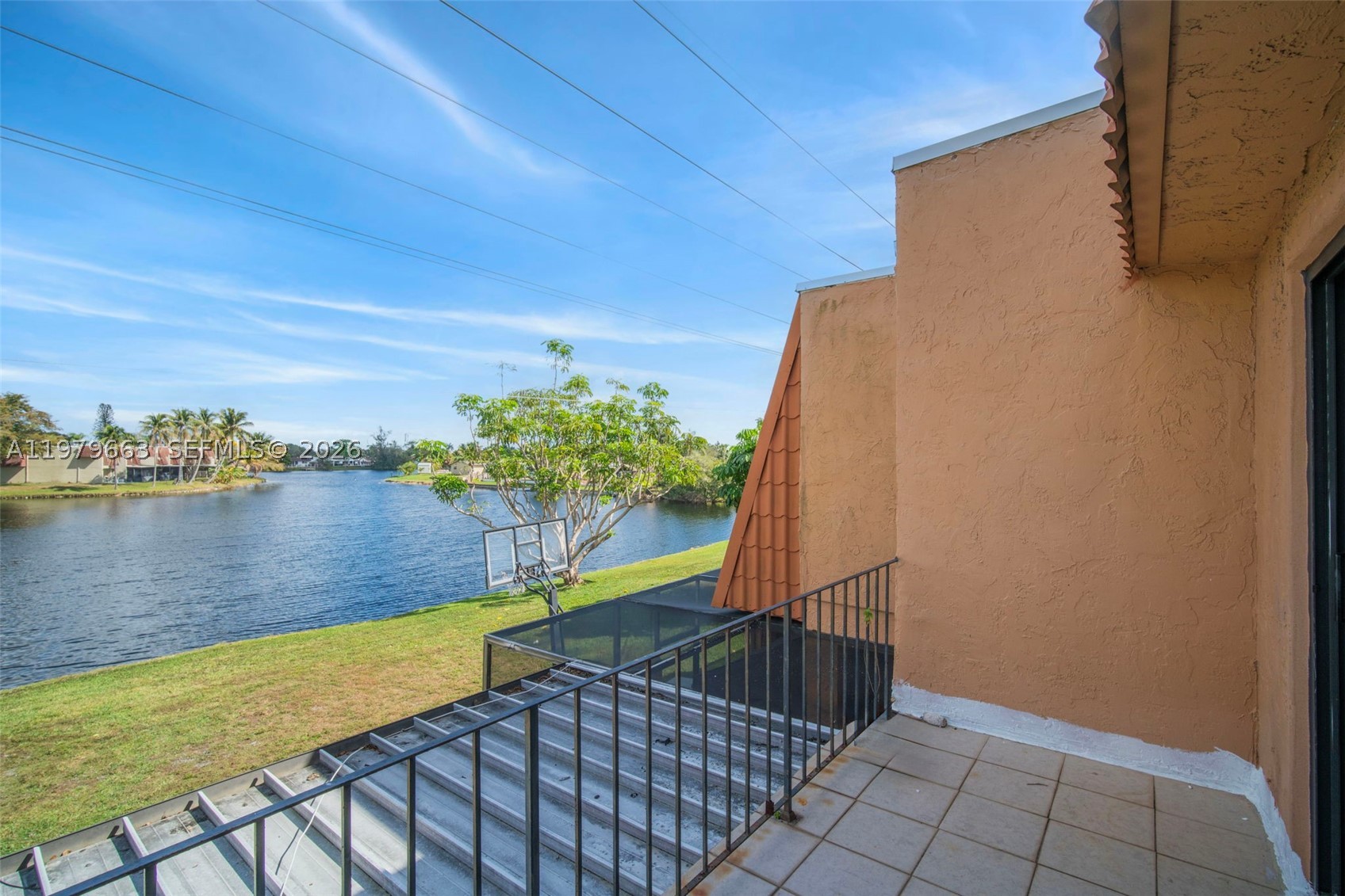 WESTVIEW CONDOMINIUM NO T - Residential