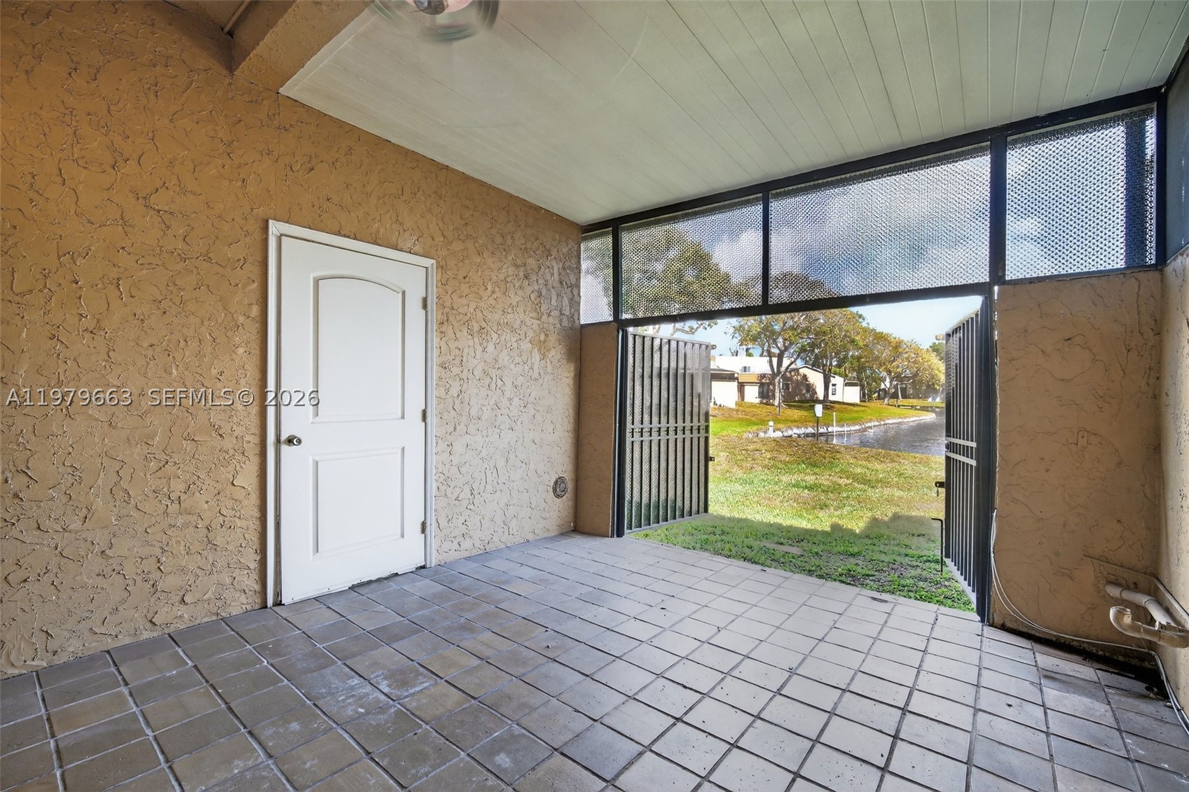 WESTVIEW CONDOMINIUM NO T - Residential