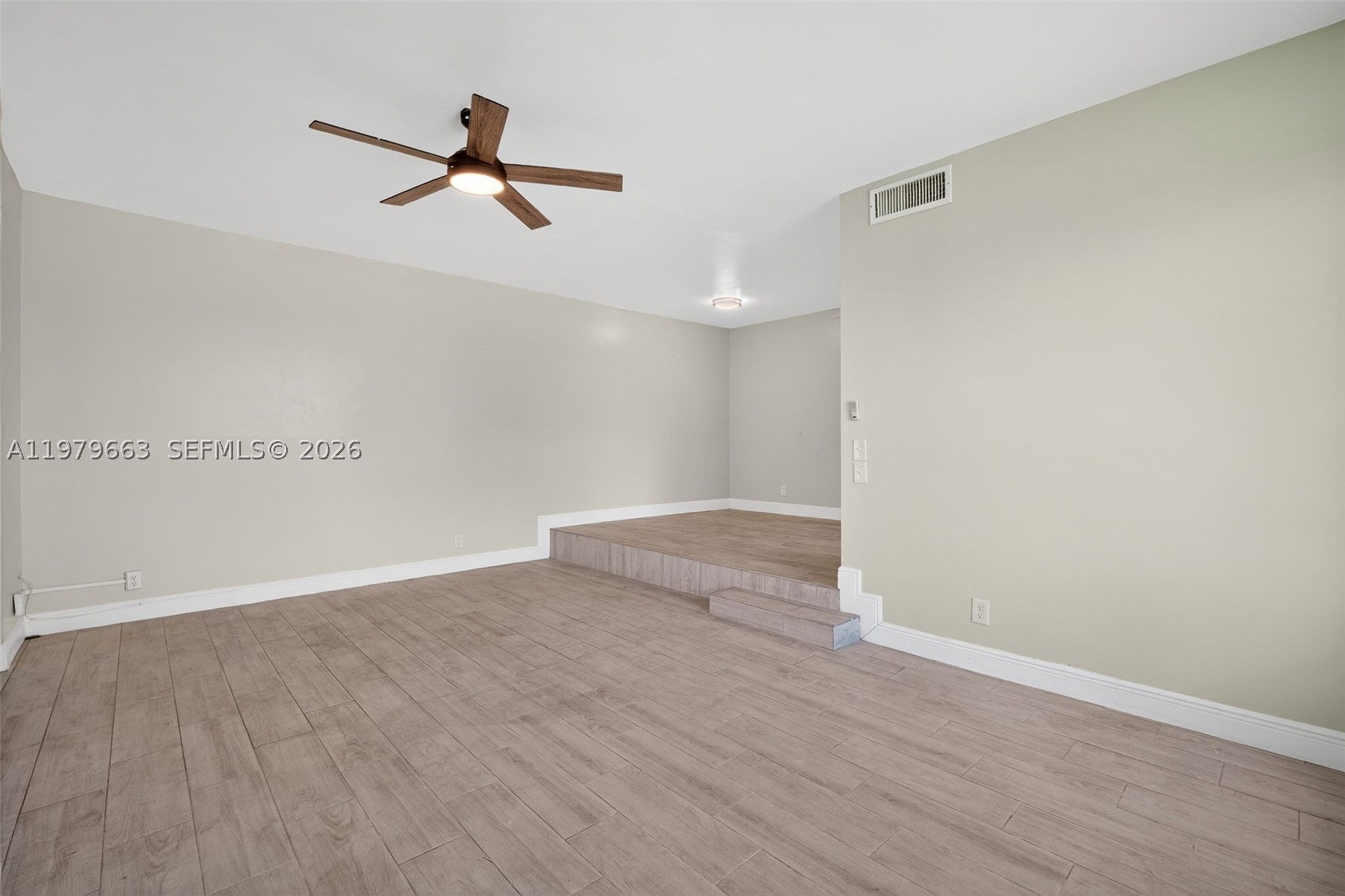 WESTVIEW CONDOMINIUM NO T - Residential