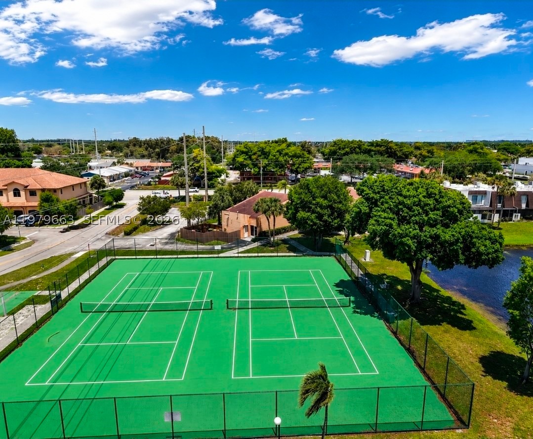 WESTVIEW CONDOMINIUM NO T - Residential
